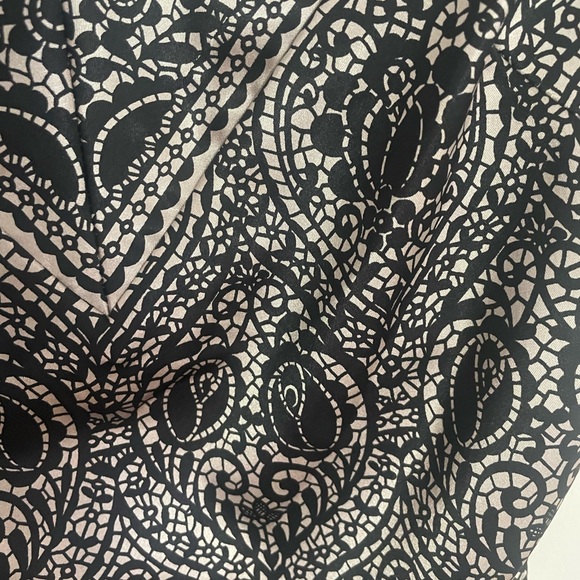 Maggie London Dress. Size 6 (but fits more like a 4). - Picture 5 of 5